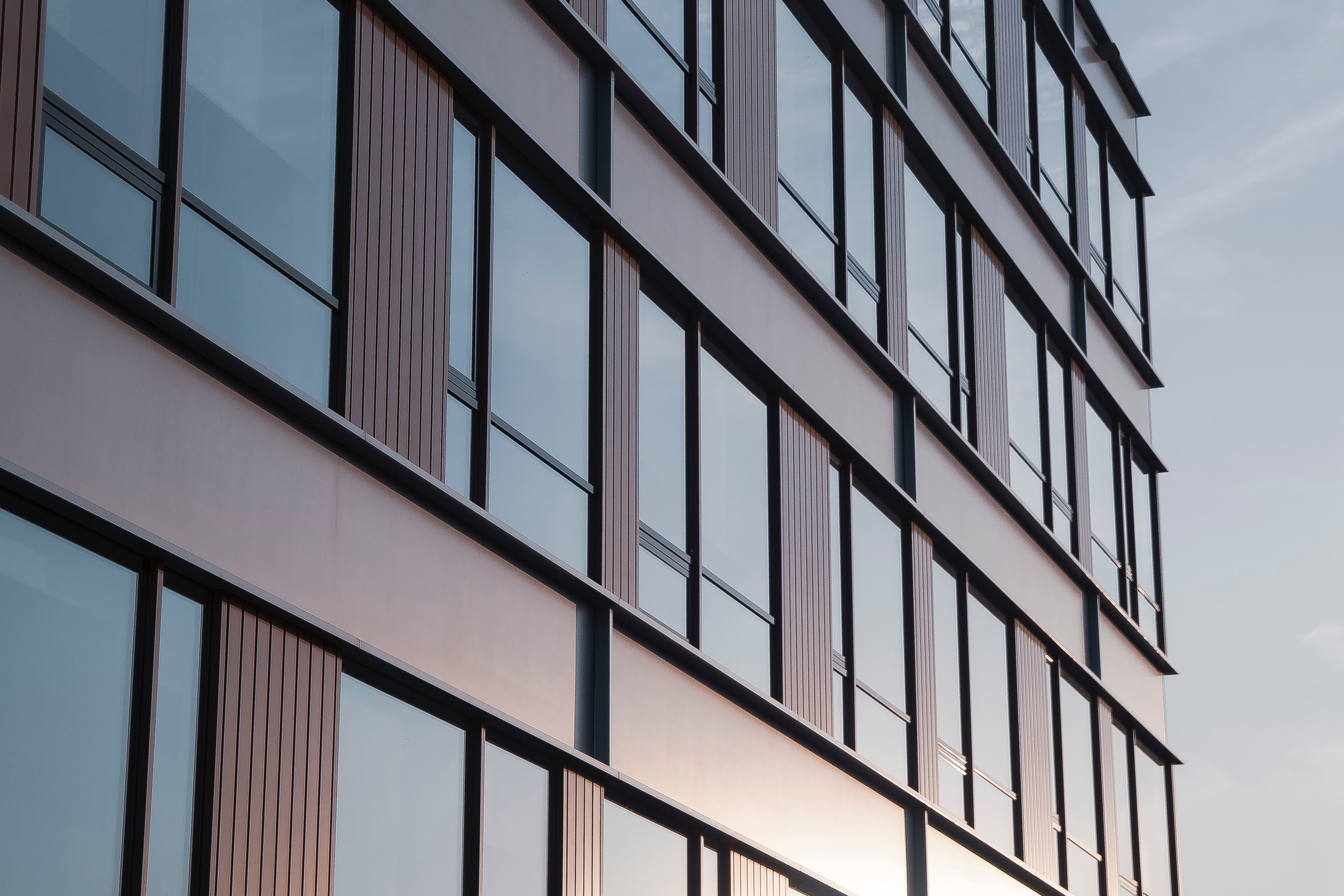 Ventanas en fachada de edificio